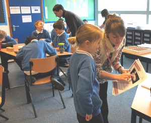 A recent Universe Awareness workshop with children at the British School in Hague with astronomer Sarah Roberts.