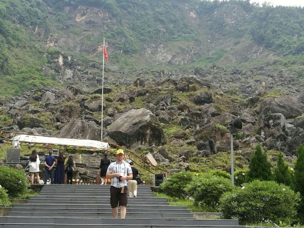 TC at the memorial to the New Beichuan Middle School landslides