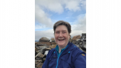 Dewch i gwrdd â Dr Kate Gilliver, un o’n Partneriaid Academaidd newydd