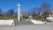 Re-creating memorial landscape in Estonia: The case of the Victory Column in Tallinn