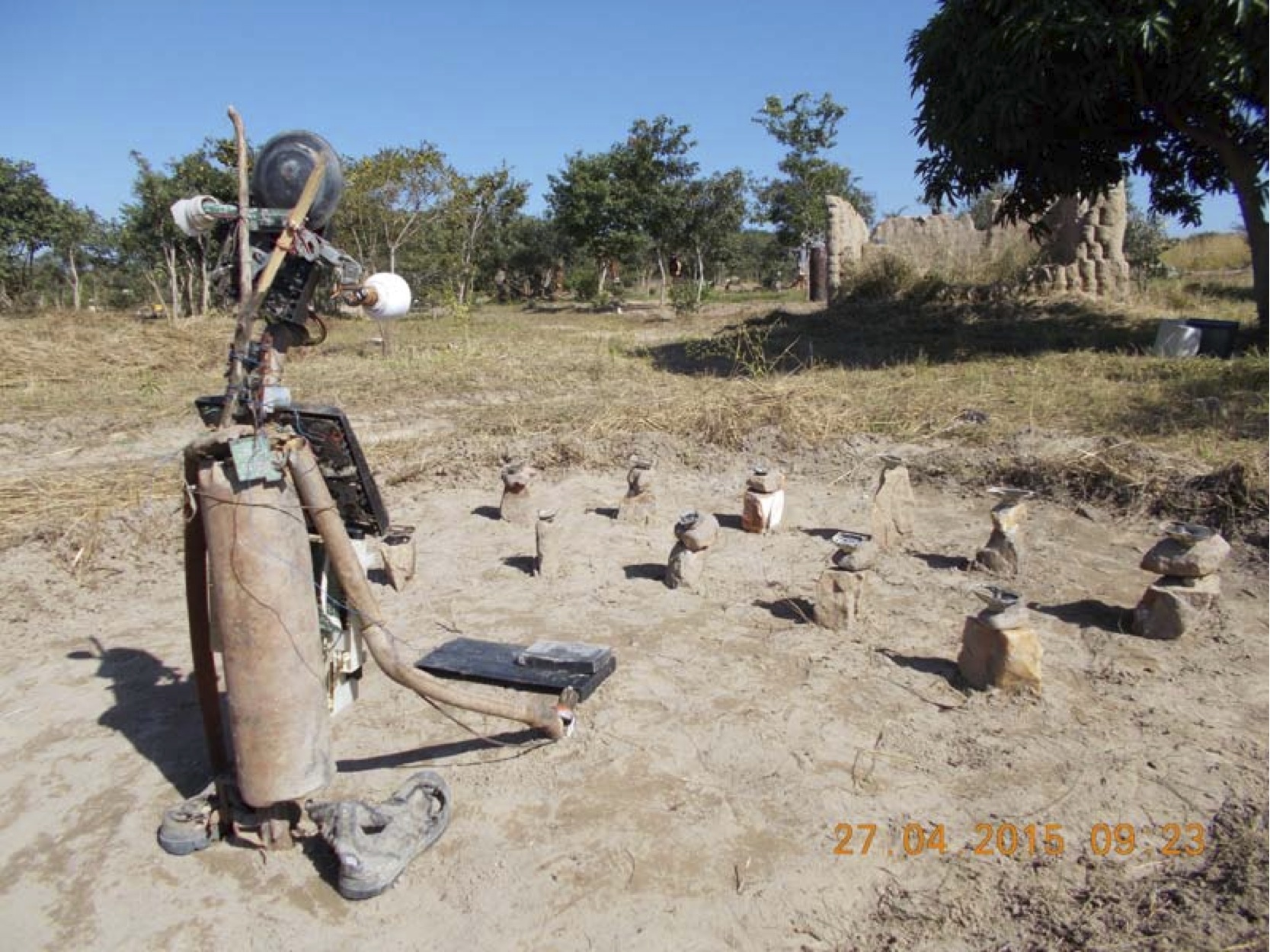 Munandi Art Studio and the Harvesting workshop in Shiyala, Zambia