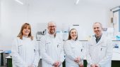 Dathlu Arloesedd: ImmunoServ ar flaen y gad ym maes profi imiwnedd yn fyd-eang