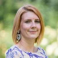 Dr Rhiannon-Evans
